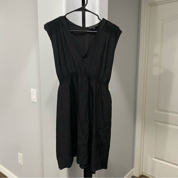 Jill Stuart Dress Black Vintage Silk Mini LBD Size 4 V-Neck Tie A Line Designer - Picture 1 of 5